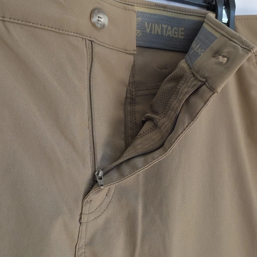 Weatherproof Vintage Mens Brown Pants. Size 38